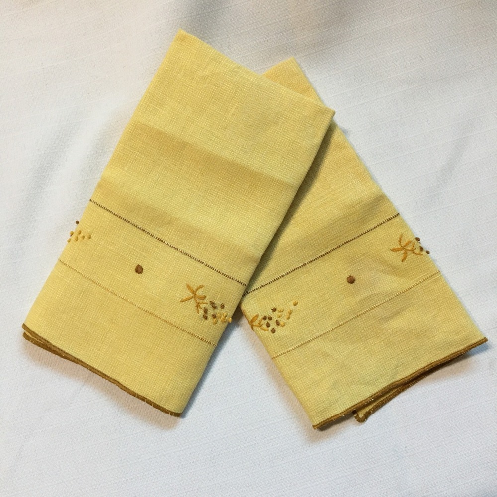 Vintage Yellow Embroidered‎ Linen Napkins Set Small Table Linens Decor